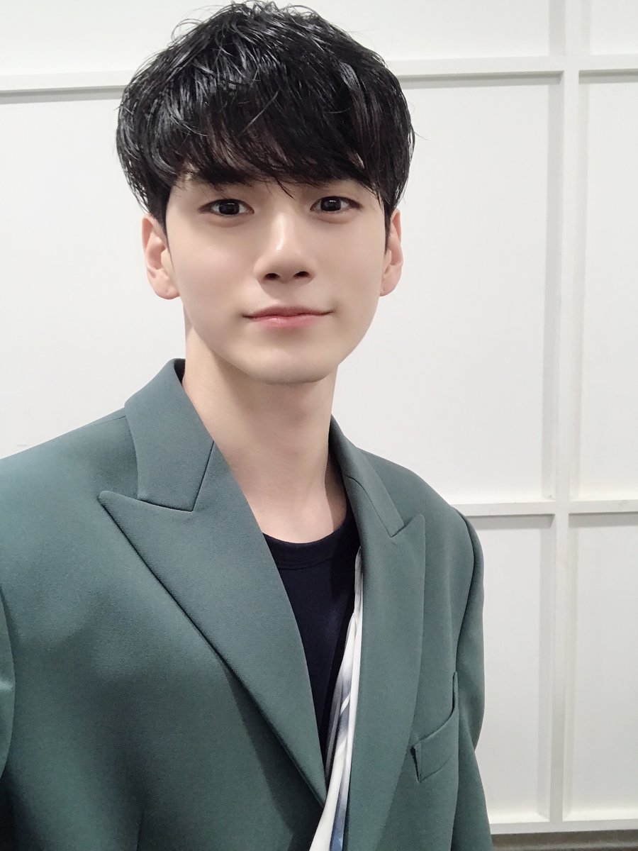 옹성우(ONG SEONG WU) tweet media