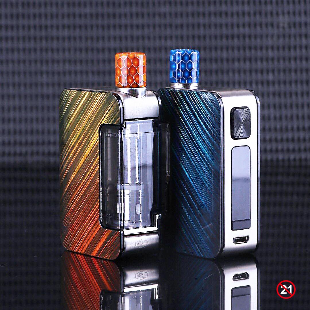 JoyetechClub's tweet photo. Using In-Mould labeling(IML)injection coating for both panels, dual great graphics not only present colorful life style, but also provide better dust/moisture/scratches resistance.
Find more here ❤️ : https://t.co/905X1Hb1ly
#Joyetech #ExceedGrip https://t.co/HwpJtW0wG0