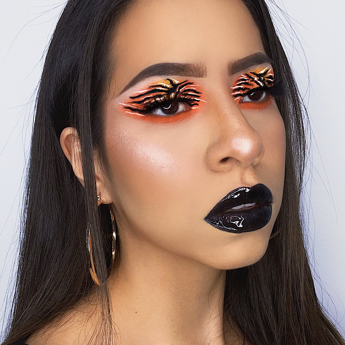 pmxbeauty's tweet photo. @Msgisselle1 Omg I’d love this OPPORTUNITY 😻😻😻😻 And also some of my talented babies: @leaharabellamua @JanelleSWayland @derekjmua @stephanimelania @latricelondon @chestermua @NicoleLomastro https://t.co/KfM1icTXbA