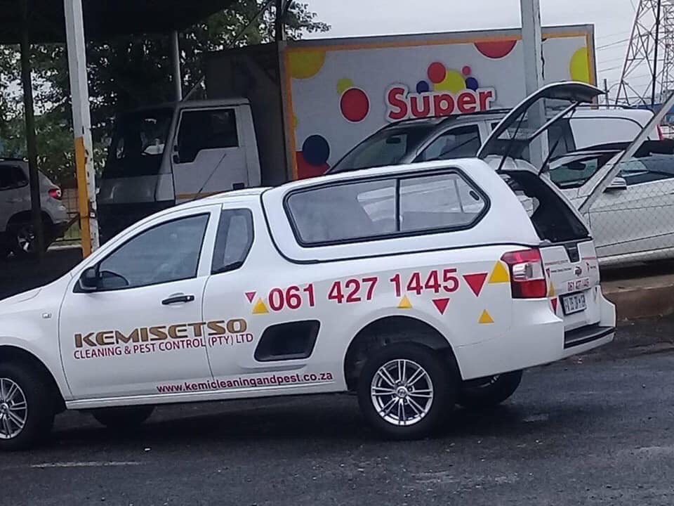 PestKemisetso's tweet photo. We are permitted to work during the lockdown period since we fall under essential services. Call us now to book your space and keep your house clean and disinfected at all times. 0614271445 #COVID19SouthAfrica #21daylockdownSA #LockdownSA @WandiieM @___kweenin @djsbu https://t.co/pumEe9ELlt