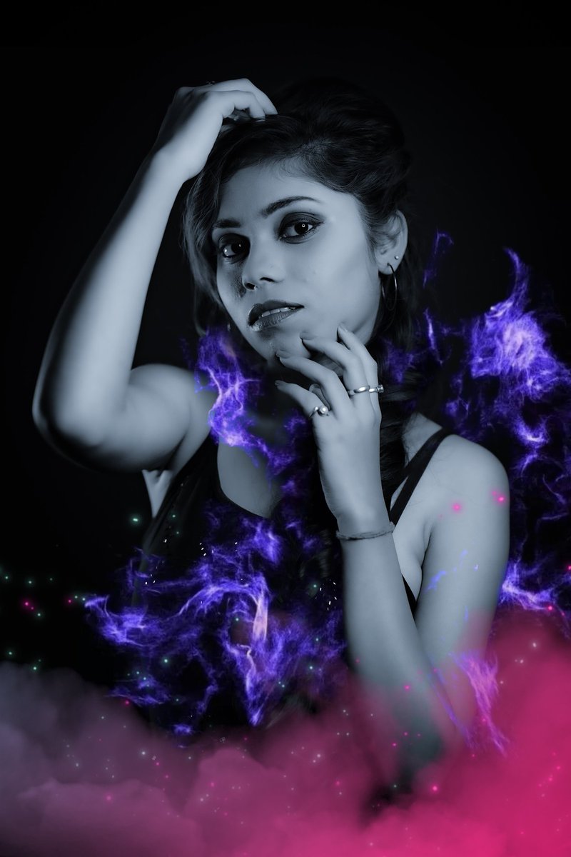 Model_Tejaswini's tweet photo. Balck and white beauty photography...

#apnawalaclick #boldshoot🔥 #boldpic #modeltejaswinisonawane #modellife #hotmodelsdaily66 #hotmodel #sexymodelling #modellife #girls #eye  #slimfitness #vanpatregroup #hotlooks🔥#sexylook💋 #bigmodels #hotmodel #hotmodel #indoorshoot https://t.co/etIhYhXPNY