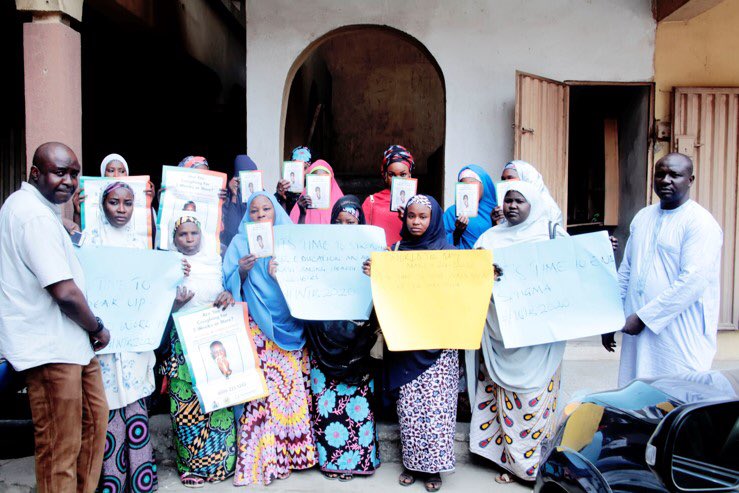 On World TB Day, we trained Community volunteers on #Covic19 key information as #Pandemic The reports coming from their work shows #savinglives as these volunteers are visiting households &amp; joints doing sensitizations on #C19 e.g. frequent #HandWashing #StayHome   <a href="/PresidentMaaun/">MAAUN President</a>
