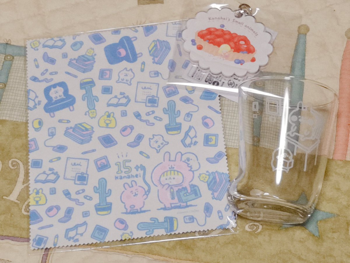 カナヘイ展 とっても楽しかったー!!! 福岡にきてくれてありがとうございます〜〜!!!!グッズも可愛いのいっぱいだった」ゆいまる低浮上の漫画