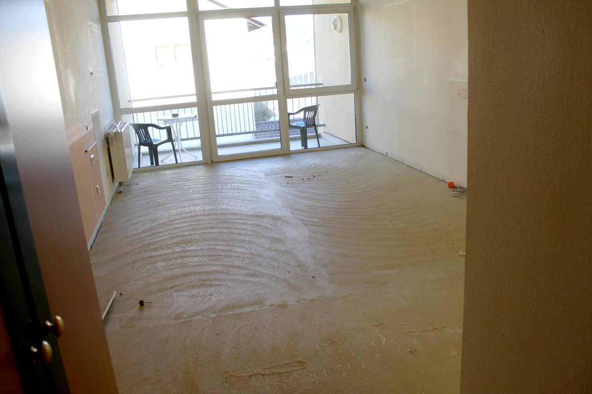 Die Arbeit geht tatkräftig voran und Veränderungen kündigen sich an. ✨ Hier ein paar "work in progress"-Aufnahmen - es bleibt spannend!