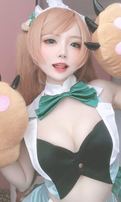 Twitterのコスプレ画像19