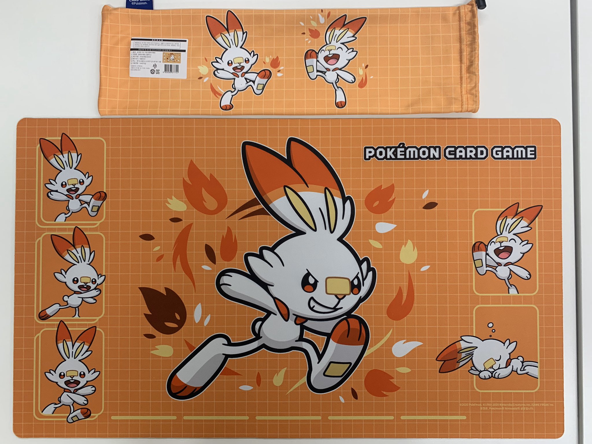韓国限定「Crayon Touch」ポケモンプレイマット - メルカリ