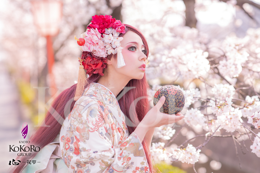 舞妓体験 花魁体験スタジオ 心 花雫 心花雫 のブログを更新しました Pq 先日スタートした てまりうた桜野外撮影プラン をご体験されたお客様のご紹介です ๓ ๓ 美しく咲き始めた 京都の桜と共にご覧ください T Co 舞妓体験 花魁体験スタジオ 心 花雫 心花雫 のブログを更新しました Pq 先日スタートした てまりうた桜野外撮影プラン をご体験されたお客様のご紹介です ๓ ๓ 美しく咲き始めた 京都の桜と共にご覧ください T Co