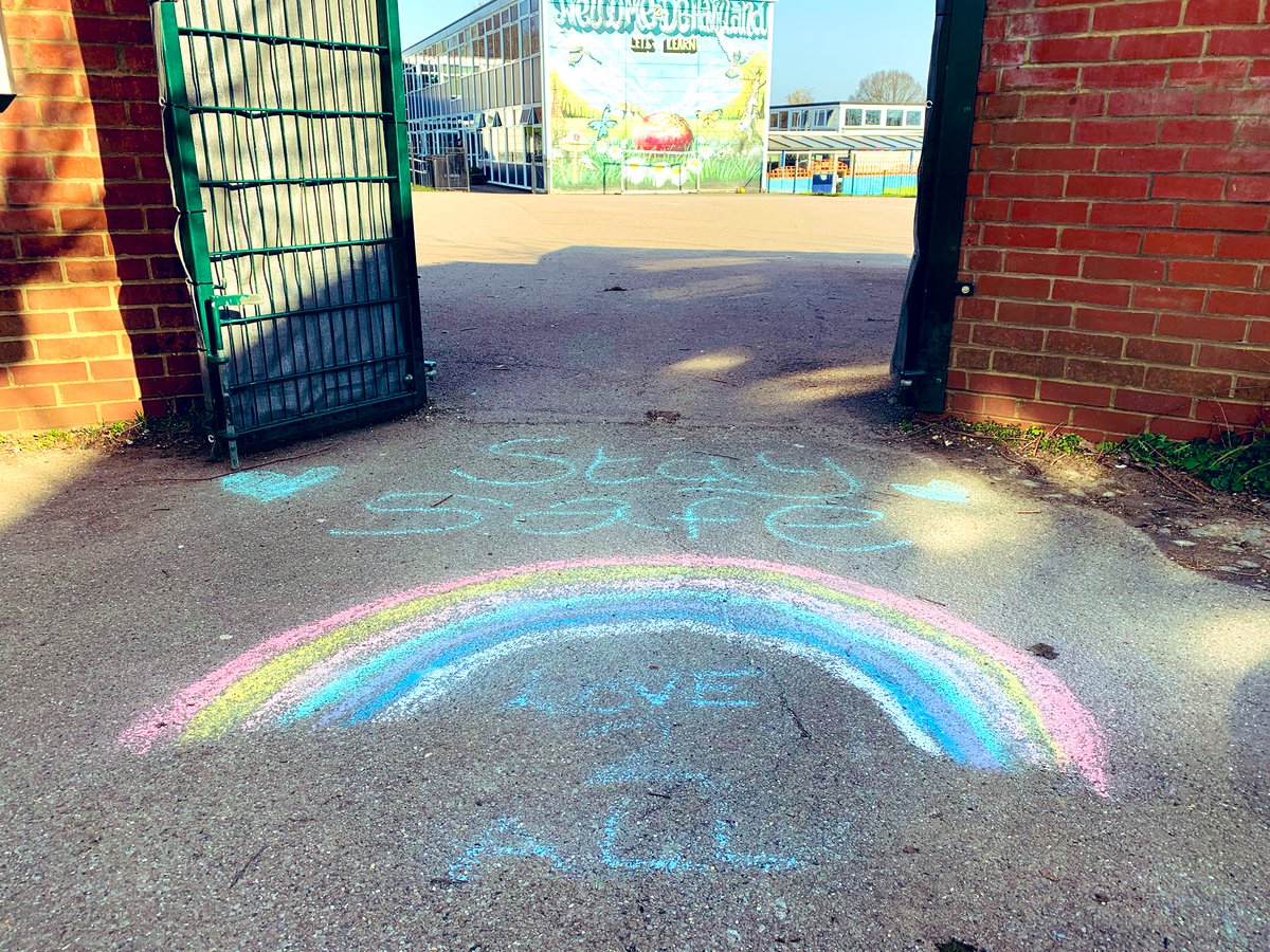 <a href="/DeHavPrimary/">De Havilland Primary School</a> Wow! Opening the gates today we found this. #staysafe