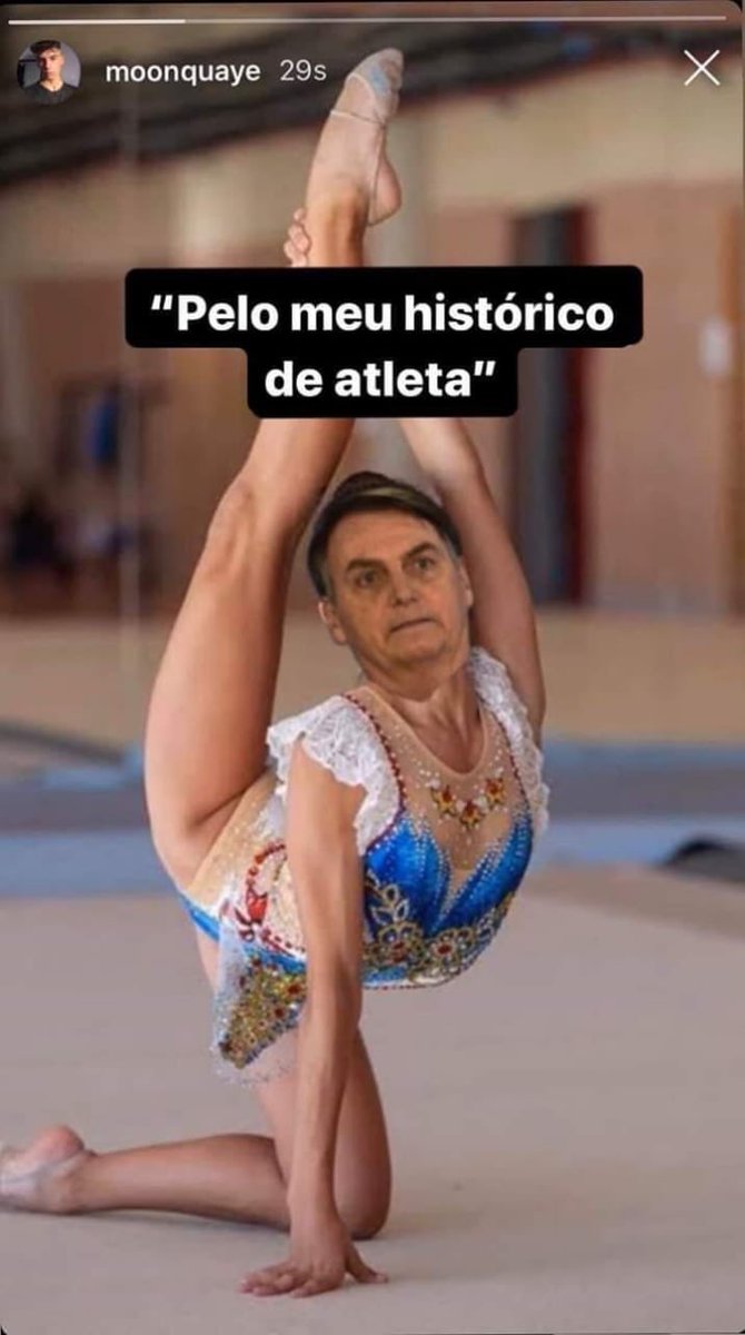 TssiaC's tweet photo. “Só a bailarina que não tem.” Pergunta que não quer calar: Este segurança militar não é atleta? #elenao #inconsequente #sosbrasil https://t.co/VlmXs6W7VL