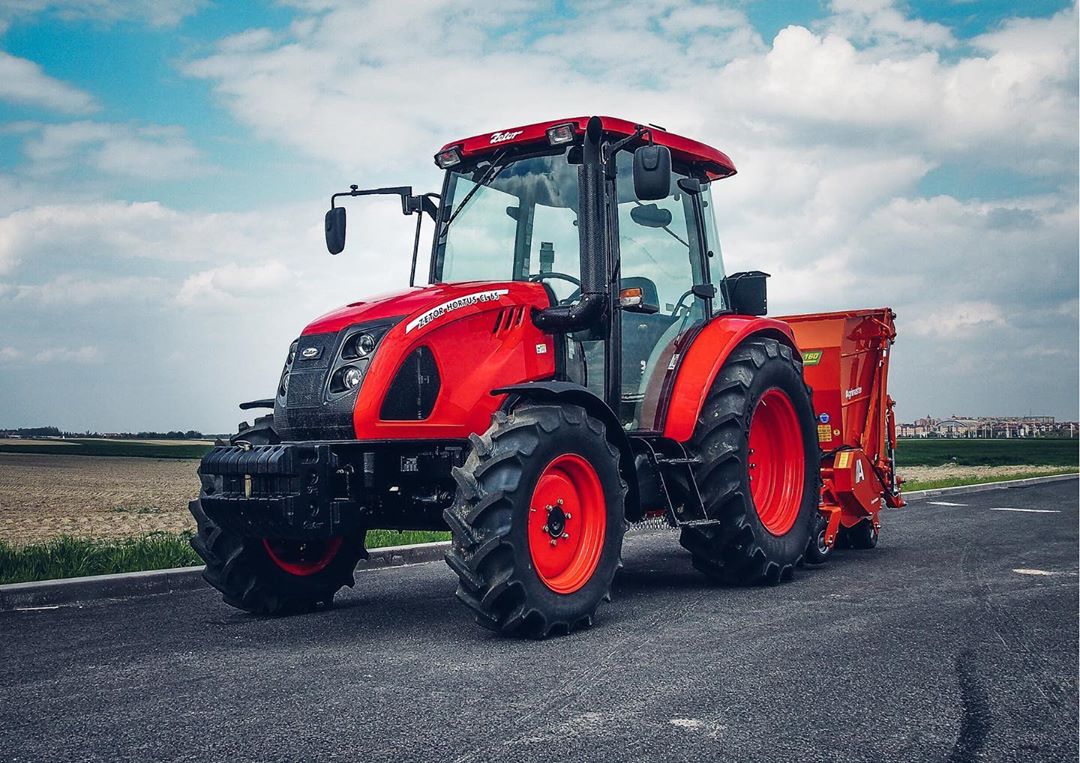 ZetorNA's tweet photo. #ZETORNA https://t.co/Peg3gpA096: #ZETOR #MAJOR70 is a #compact and all-purpose #tractor. Whether you work at small #farm or in #municipality, you can be sure that durable and easily maneuverable MAJOR70 will obey your commands. https://t.co/CFdwBkebwx