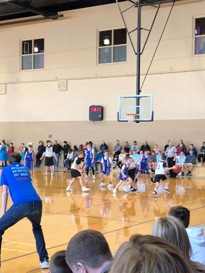 benmelvin23's tweet photo. @comomagicbball @MoEliteStef @coachallen101 @ErnieHaag @CoachHunziker @Coach_Arnold_SC @CoachMoore24 @gregbuescher1 @KentThomas7 @Coach_Possail @bluebirdcoach @coachbrandonw @BLUEJAY_Coach_K @coachrissler @CoachThomas44 @Coach_Jenkins10 @greglogs @PepStanciel @Tgrhwks @Casey_Fick Challenged by @comomagicbball and I challenge @Coach_Dresmith @CoachCrayLogan @TrotterHistory @CleppeMike https://t.co/ze9plM1js7