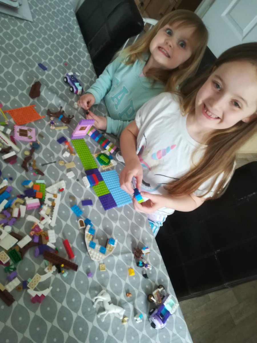missdee__x's tweet photo. @MilnathortN @MilnathortPS Amelia and maisie enjoying some lego. They have enjoyed some Joe wicks this morning followed by some writing and coloring and amelia made another draw with bob picture, this time a sausage dog 🐶 https://t.co/GySRw0ThsP