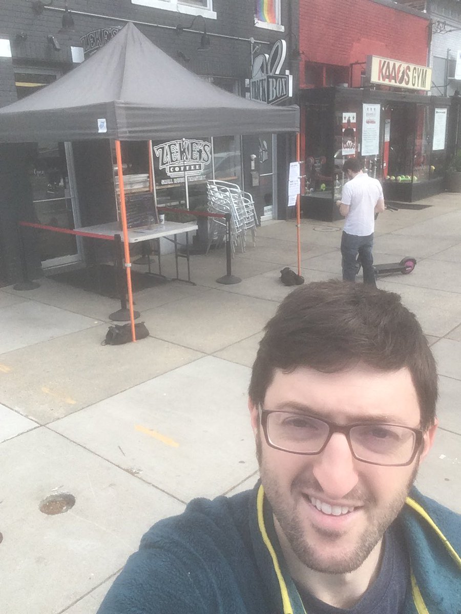 Social distancing coffee ordering in our new neighborhood. Thank you <a href="/ZekesCoffeeDC/">Zeke's Coffee DC</a> for being open!