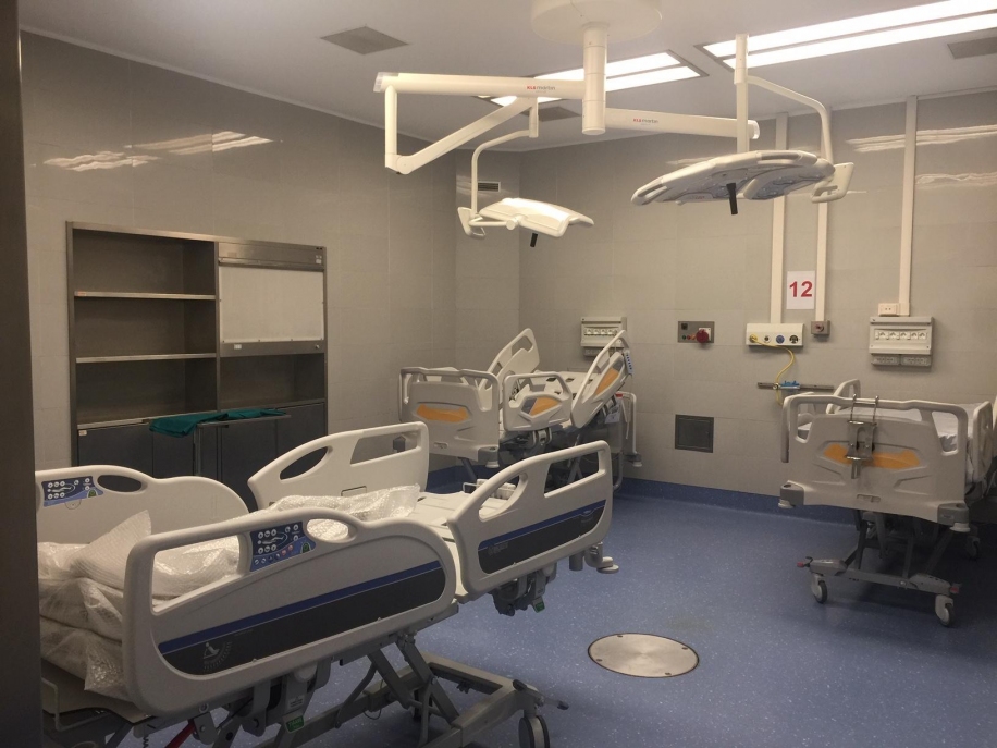 policlinicoMI's tweet photo. #Coronavirus: al #PoliclinicoMi aperti altri 16 nuovi posti letto di Terapia Intensiva 👉 https://t.co/sjVqRRkS9Y

#COVID2019 
#FermiamoloInsieme https://t.co/s1sxiroQXx