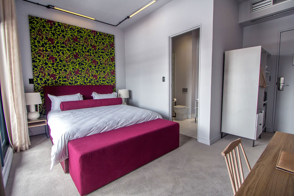 Hallmark_Hotel tweet media