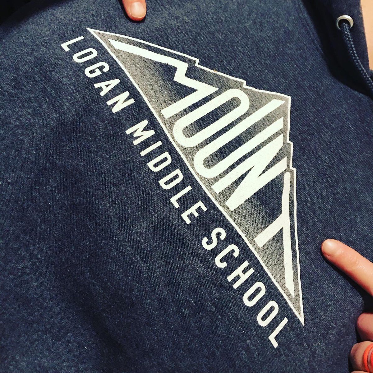 MsZsiray's tweet photo. I wish I had MLMS socks 🥺
#utahschoolspirit  #teamlogan #eblsathome #findyourhappy #ueakeeponteachin #crazysockspartdeux https://t.co/Md4TN7qB5x