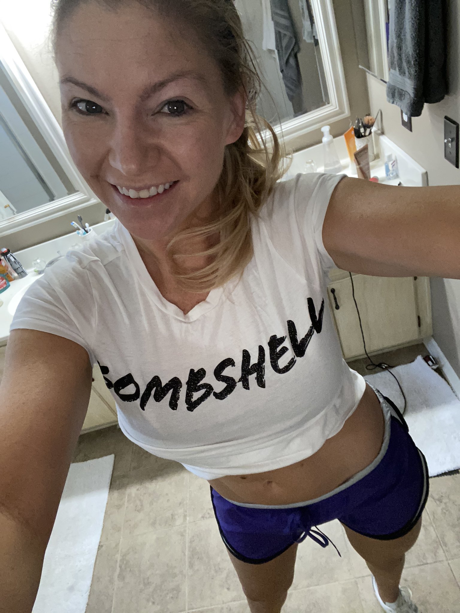 Brianna Brooks on Twitter: "TGIF !!!! 💋💋💋…