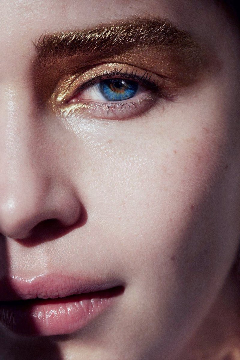 This is going to be a thread of emilias close ups from allure magazine!!! HER EYES JESUS CHRIST!!!