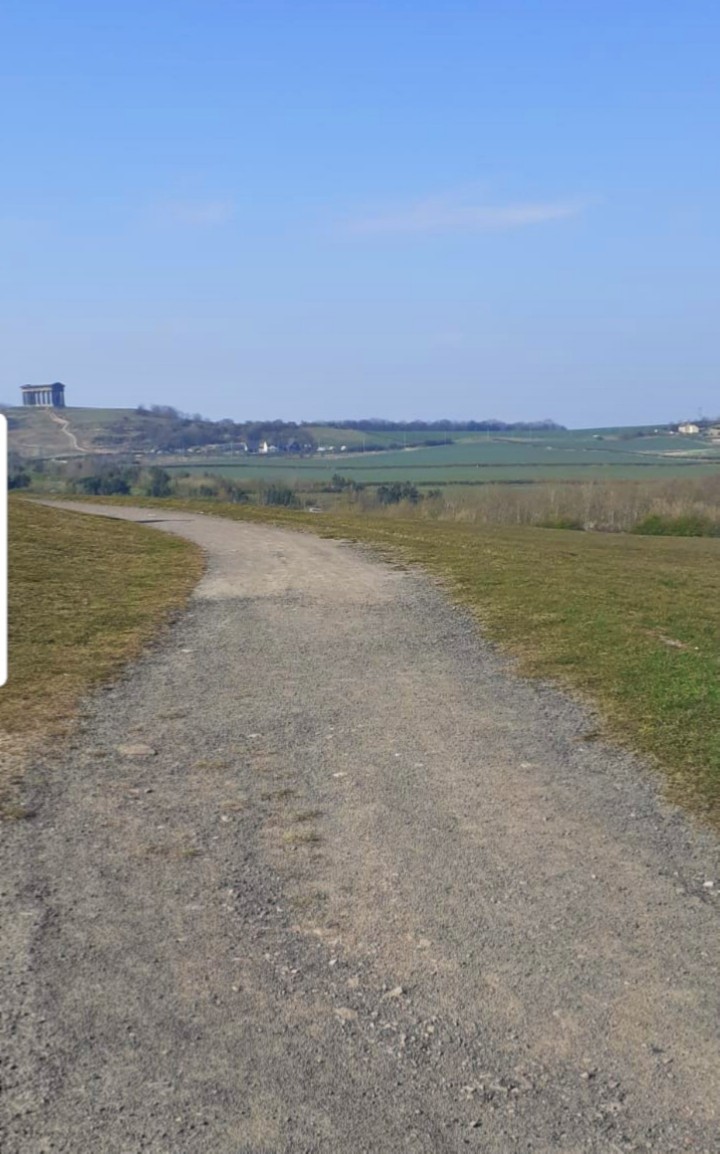 barbadosgal's tweet image. My one walk of the day and not a soul in sight...eerie silence all around ..🌞🤔
#FreshAir #needtogetout 
#FridayThoughts