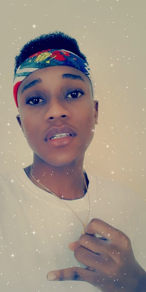 TreDawa's tweet image. Haitian flag 💯💯🇭🇹🇭🇹💯
Jezi chase #kowonaviris la pou pep ayisyen papá nou pat prepare pou senyè 🙏🙏🙏🙏🙏