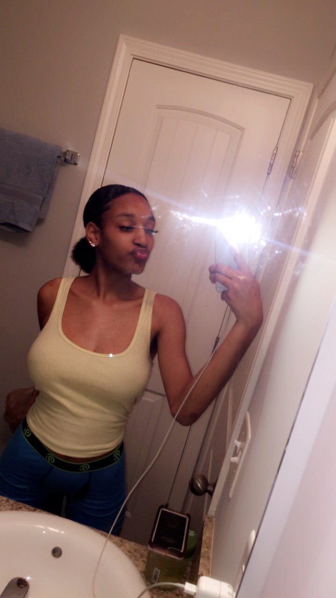 naije'. (@freaknastynaije) / X