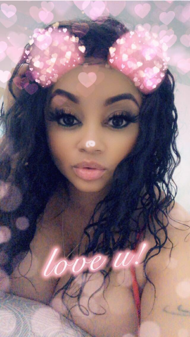 Ladyfe___'s tweet photo. Quarantine 😷❤️♏️ https://t.co/TGMNd72I6V