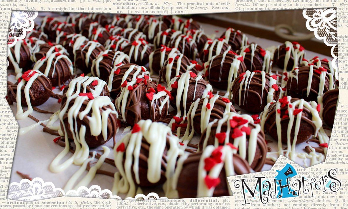 Fancy something sweet to eat? Pay us a visit at MadHatters Tearoom and enjoy our marvelously-moreish range of delicious treats  >>> bit.ly/MadhattersHome #Southend #AfternoonTea #CreamTea #Cakes
