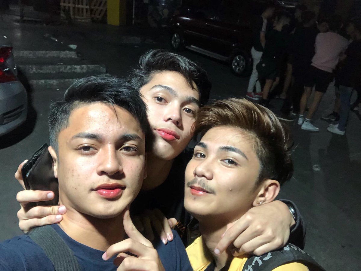 cymribo__'s tweet photo. pass sa mga babae ☺️ https://t.co/dTXeeCtN3A