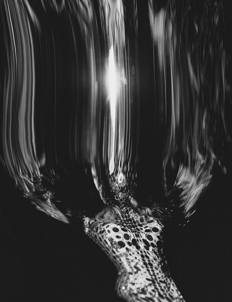 JPGaultier's tweet image. Haute-Couture distortion in #GaultierParis #AW19 for #HarpersBazaarKazakhstan.
Photographed by #YujiWatanabe.
Styled by #ShoheiKashima.