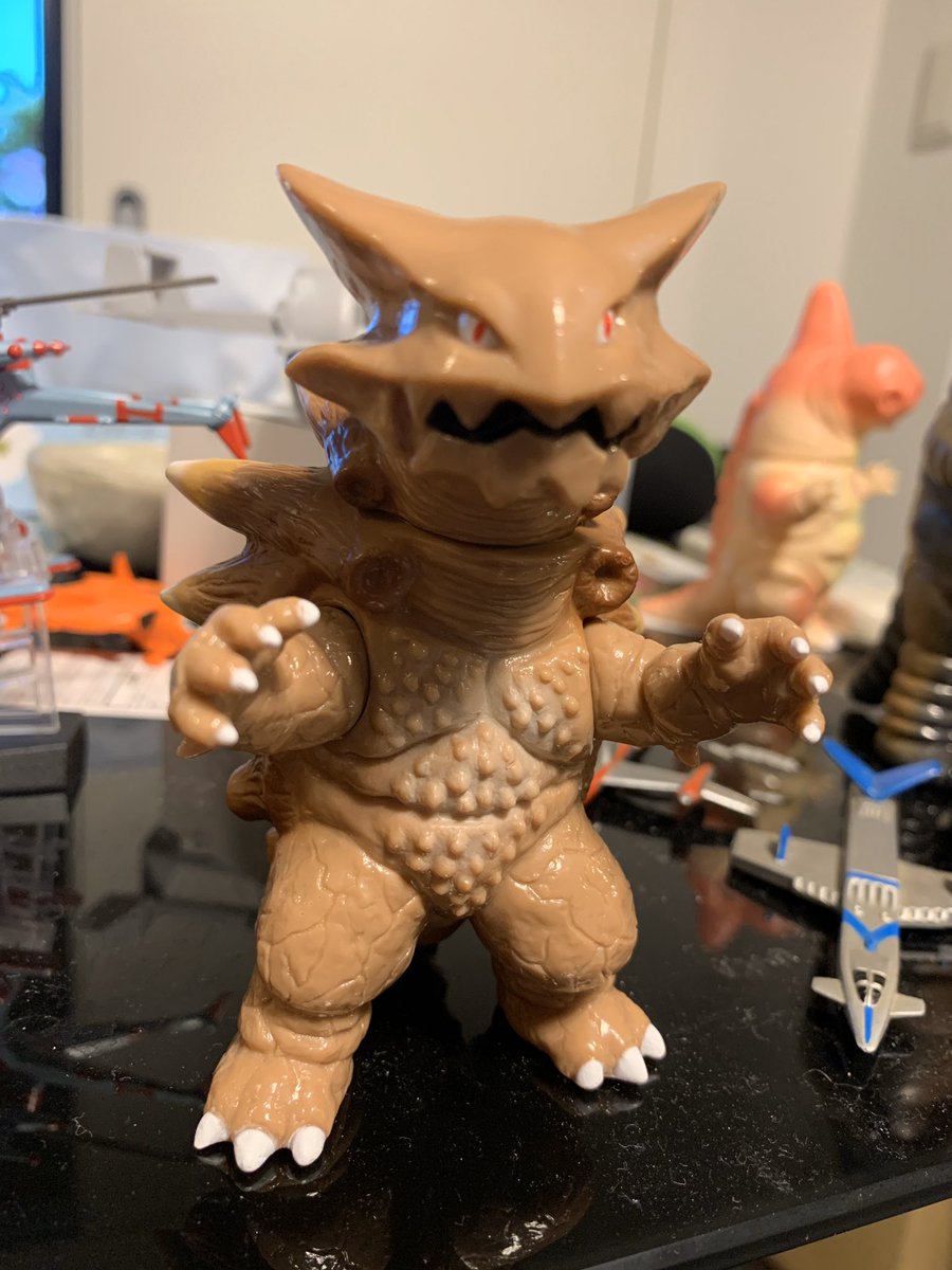 マックストイさんのベノラ。マックストイさんのソフビシリーズは