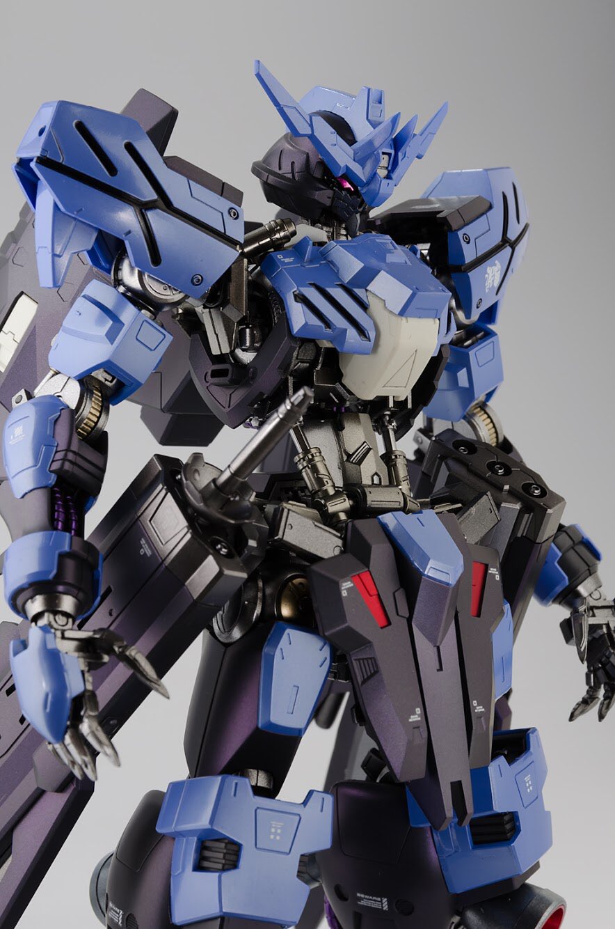 Boxos ガンダムヴィダール フルメカニクス1 100 ガンダムヴィダール と Mg ガンダムバルバトスのミキシングビルドで仕上げました T Co S8rrfsevlk Twitter