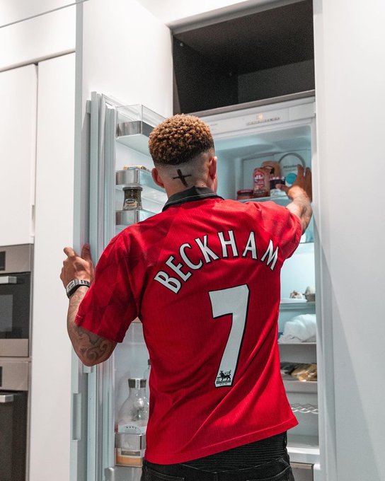 Man Utd Channel on X: Gregory van der Wiel wearing an old school Cantona  shirt. 😎🔴  / X