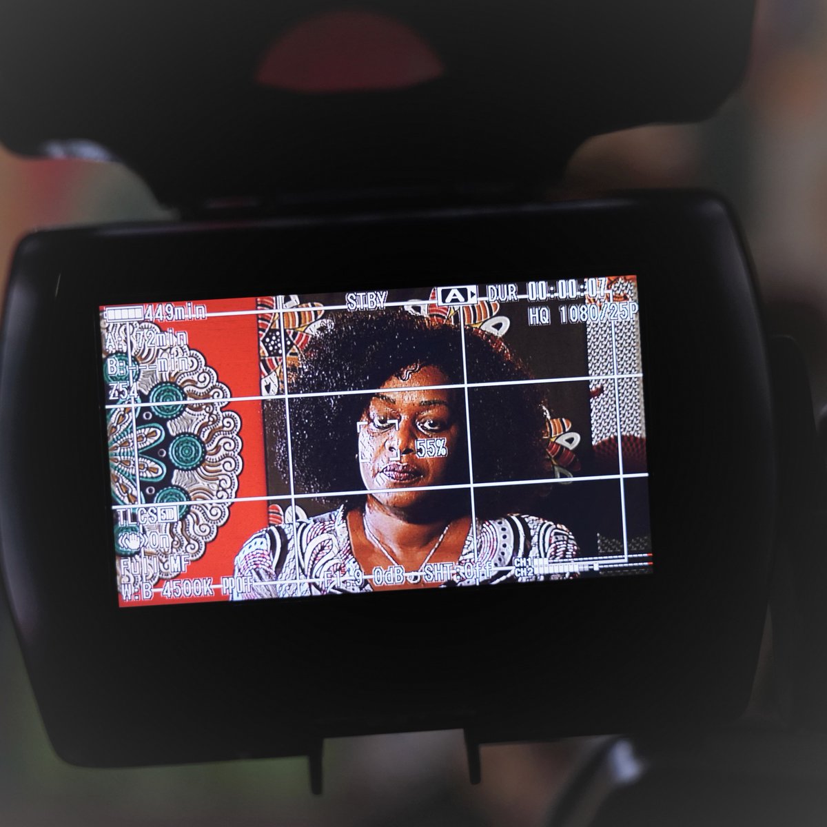nalingicongo's tweet photo. Yolande Elebe Making-of émission-débat #GénérationEgalité #NalingiCongo

« Le plus grand défi de la femme artiste c’est de rester authentique »

* Se protéger pour nous protéger tous * 

#CongoFautEbonga
#CongoSolidarité https://t.co/EGqhQ8eILM