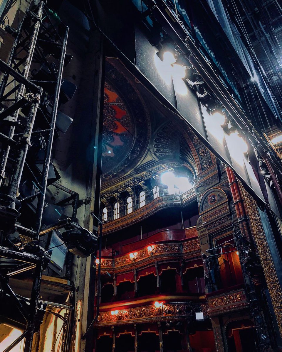 Can you believe it only took 13 months to build The Grand back in 1878? The theatre sits on a site of approximately 3/4 acres and cost £62,000 to complete, roughly £7.5 million in today's money. 
.
#WorldTheatreDay #LGT #Leeds #LeedsHistory #LeedsTheatre