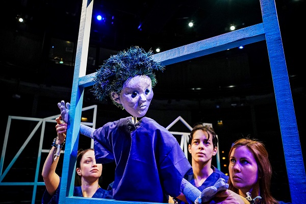 NewVicTheatre's tweet photo. #WorldTheatreDay @NVBorderlines have produced a wealth of inspirational shows over the years. Here's just a few shots of their amazing work. #MessageNotDelivered #IHaveStrings #Resist #Yizkor https://t.co/Cp7h6PvrdP