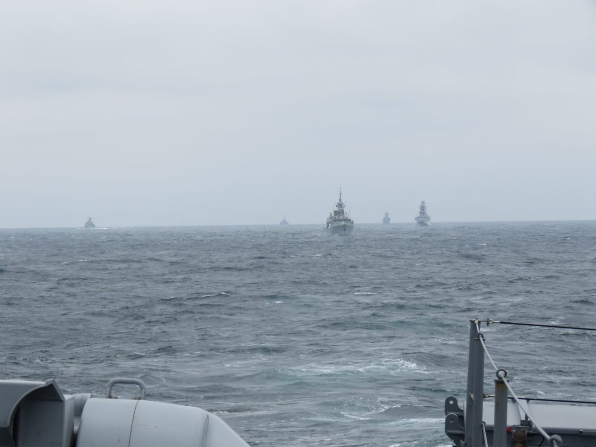 tcsavunma's tweet photo. #NATO Daimi Deniz Görev Grubu-2’de görevli 🇹🇷 TCG SALİHREİS, 🇮🇹 ITS V.FASAN, 🇨🇦 HMCS FREDERICTON, 🇧🇬BGS VERNI, 🇷🇴ROS R.MARIA ile 🇹🇷TCG FATİH Fırkateyni ve 🇹🇷TCG PREVEZE Denizaltısı arasında Batı Karadeniz’de geçiş eğitimleri icra edildi.
https://t.co/NqkaM9oUFU
#MSB #TSK #DzKK https://t.co/LUgramokHc
