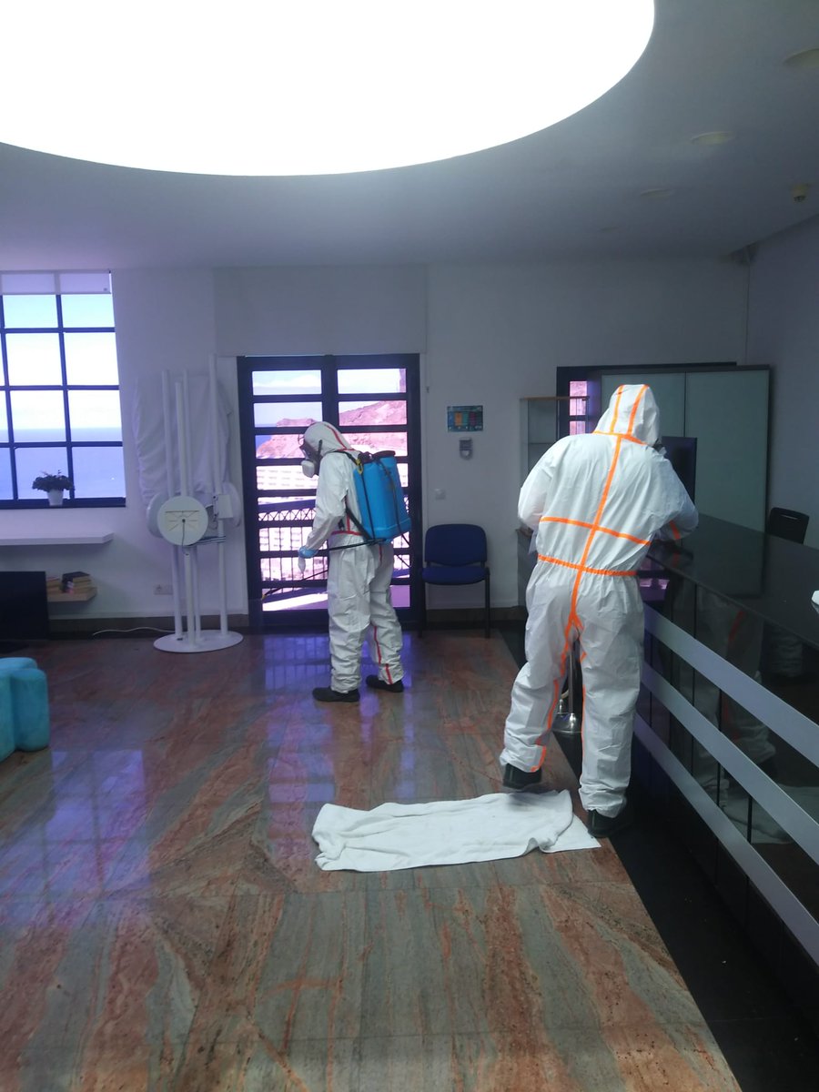 #clubcalablanca not stop behind the scene works. Following #disinfection protocols to  the entire #Resort. #safe #disinfected and #clean.
#diamondresorts #stayvacationed #lifeatdiamond #youaresafeatdiamond