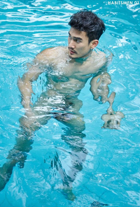 gotoclip's tweet photo. ซูมเข้าไป หัวยังชมพู https://t.co/WLXqnxwlr0