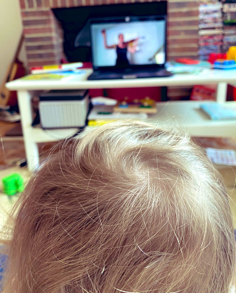 Live stream of @BachtoBaby a genius idea. Completely engrossed. #workingfromhome