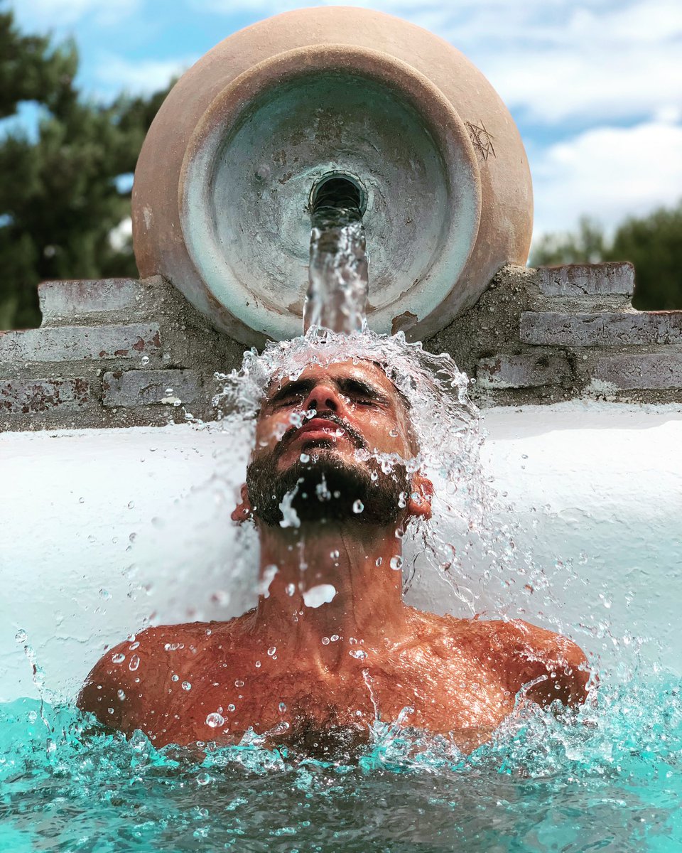 davidhuelva29's tweet photo. Ganas de verano 
.
.
.

#ganasdeverano #cuarentena #gaysevilla #gayhuelva #igers #COVID2019 #scruff #piscina #playa #fiesta https://t.co/g0ZJ1SQrKv