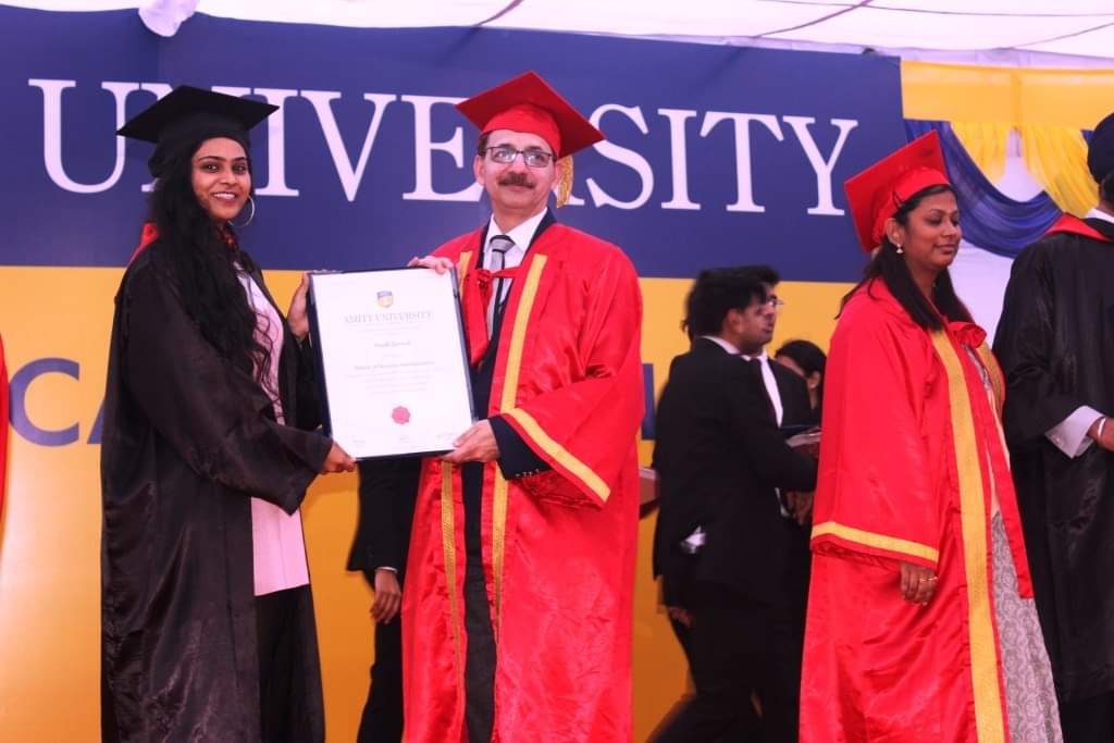 noidaagbs's tweet photo. #BBA (2016-10) #MBA (2017-19) Students were conferred their Degrees during Convocation 2019. #AGBS #Noida #Amity
#convocation2019 #campuslife #agbsnoida #bba #mba #admissions2020 #Campus https://t.co/7DGtdkZ3C1