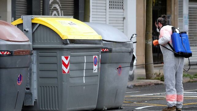 Orden SND/271/2020, de 19 de marzo, por la que se establecen instrucciones sobre gestión de residuos en la situación de crisis sanitaria ocasionada por el COVID-19.
#covid19 #coronavirus #residuos bit.ly/3bsTnPW