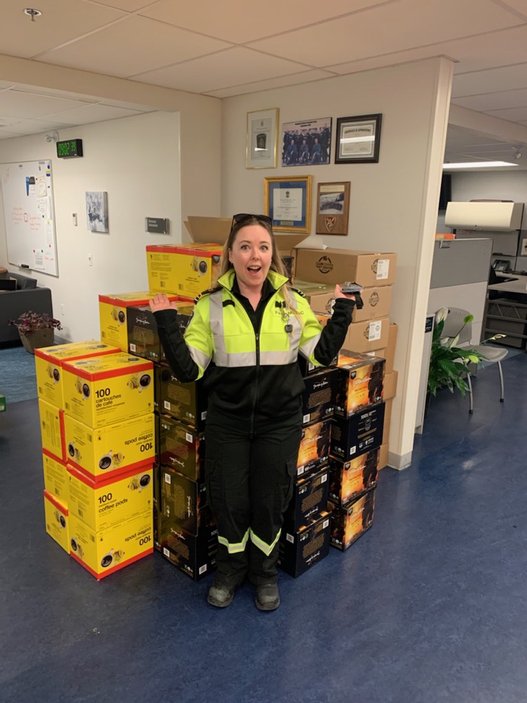 JumpingbeanCA's tweet photo. We were thrilled to answer the call from Club Coffee to provide a donation in support of Peel Paramedic Union OPSEU L277.
Thank you for your service and selflessness. 🚑💕☕
#jumpingbeancoffee #clubcoffee #peelparamedics #covid19 #inthistogether #unitedwestand https://t.co/dtxKhpWMw6