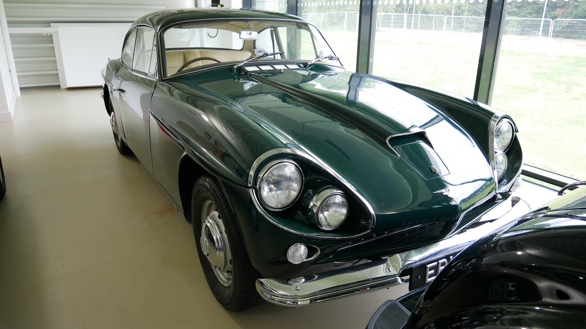 british motor museum on twitter justforfun answer 1964 jensen c v8 mark ii engine v8 cyl 6276cc top speed 129 mph 208 km h power 330 bhp price new 3 490 https t co pqgaaiwwsx twitter