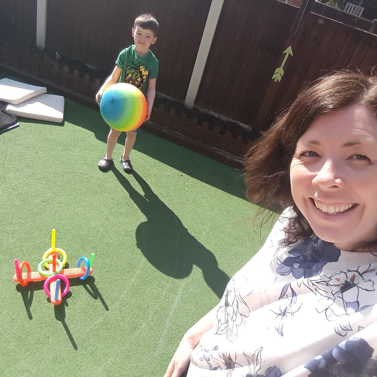 WWClaires's tweet photo. We are out in the garden having some playtime in the sunshine - what are you doing for your wellbeing this #feelgoodfriday?
#wwuk #myww #wwcoach #wellnessjourney #wellnessthatworks #wellnesssuccess #selfcare #relax #breathe #exhale #downtime https://t.co/qKNJRpvx2y