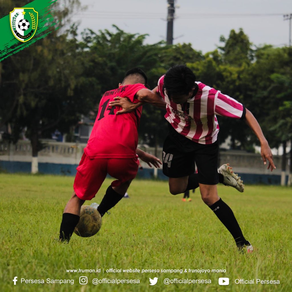 officialpersesa's tweet photo. Dok. Friendly Match Jum'at (27/03/20)
...
#persesaistimewa
#persesasaabiddeh
#salamsatretanan
#laskartrunojoyo
#persesasampang
#sampang
#madura
#liga3
#liga32020 https://t.co/LQNPkcgDwA
