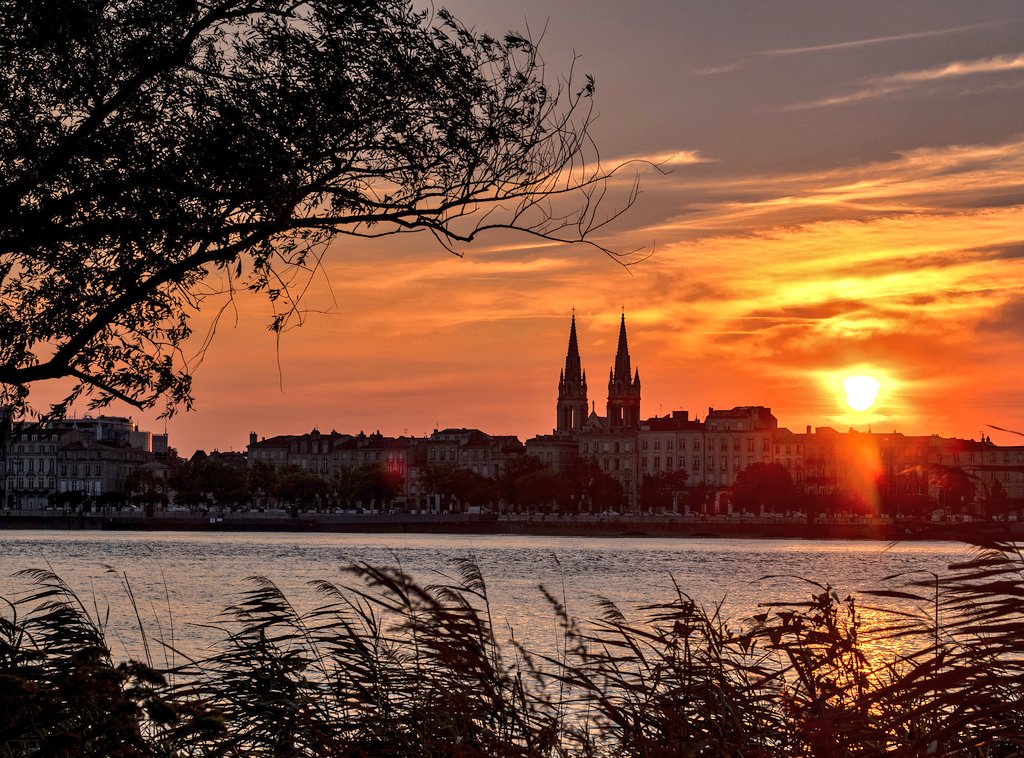 Sunset over the river in Bordeaux on a summer evening. #DreamingOfTravel