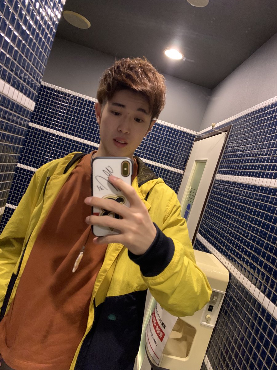 アキ もさもさヘアーから 卒業して 髪切った 昨日は 京都 アキ もさもさヘアーから 卒業して 髪切った 昨日は 京都