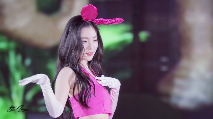 의 미디어: RT @SoloBae91: Pink 🐰
#아이린 #IRENE https://t.co/8Is8iTOy6N 의 미디어: RT @SoloBae91: Pink 🐰
#아이린 #IRENE https://t.co/8Is8iTOy6N