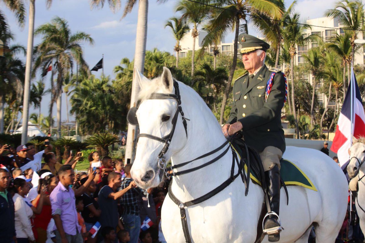 elnuevodiariord's tweet photo. El inmortal del deporte, coronel Kalil Haché, otra víctima mortal del coronavirus

https://t.co/uyp0Rqyllo

#ElNuevoDiarioRD #Kalilhache #Coronavirus #fallecidos https://t.co/Io0WD6wpLH